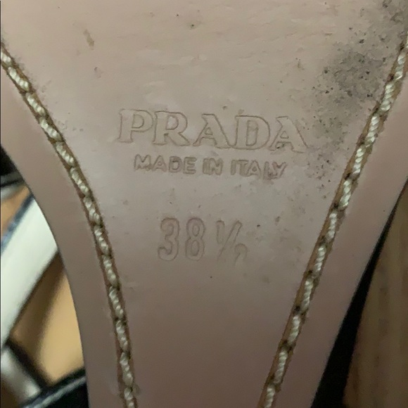 Authentic Prada wedge patent - Picture 5 of 5